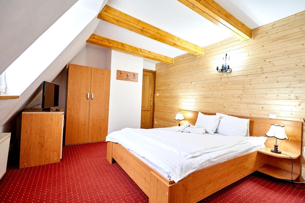 Casa Chira Hotell Vişeu de Sus Exteriör bild
