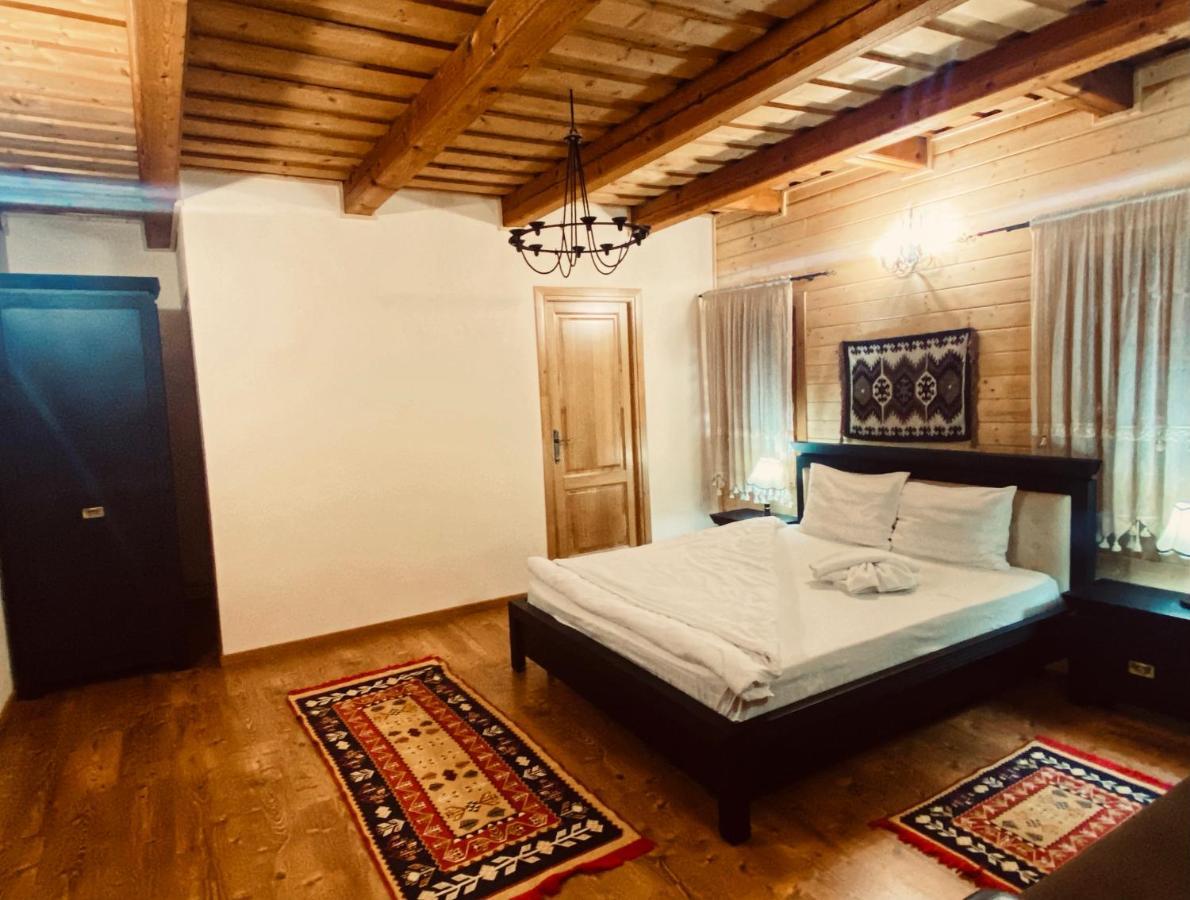 Casa Chira Hotell Vişeu de Sus Exteriör bild