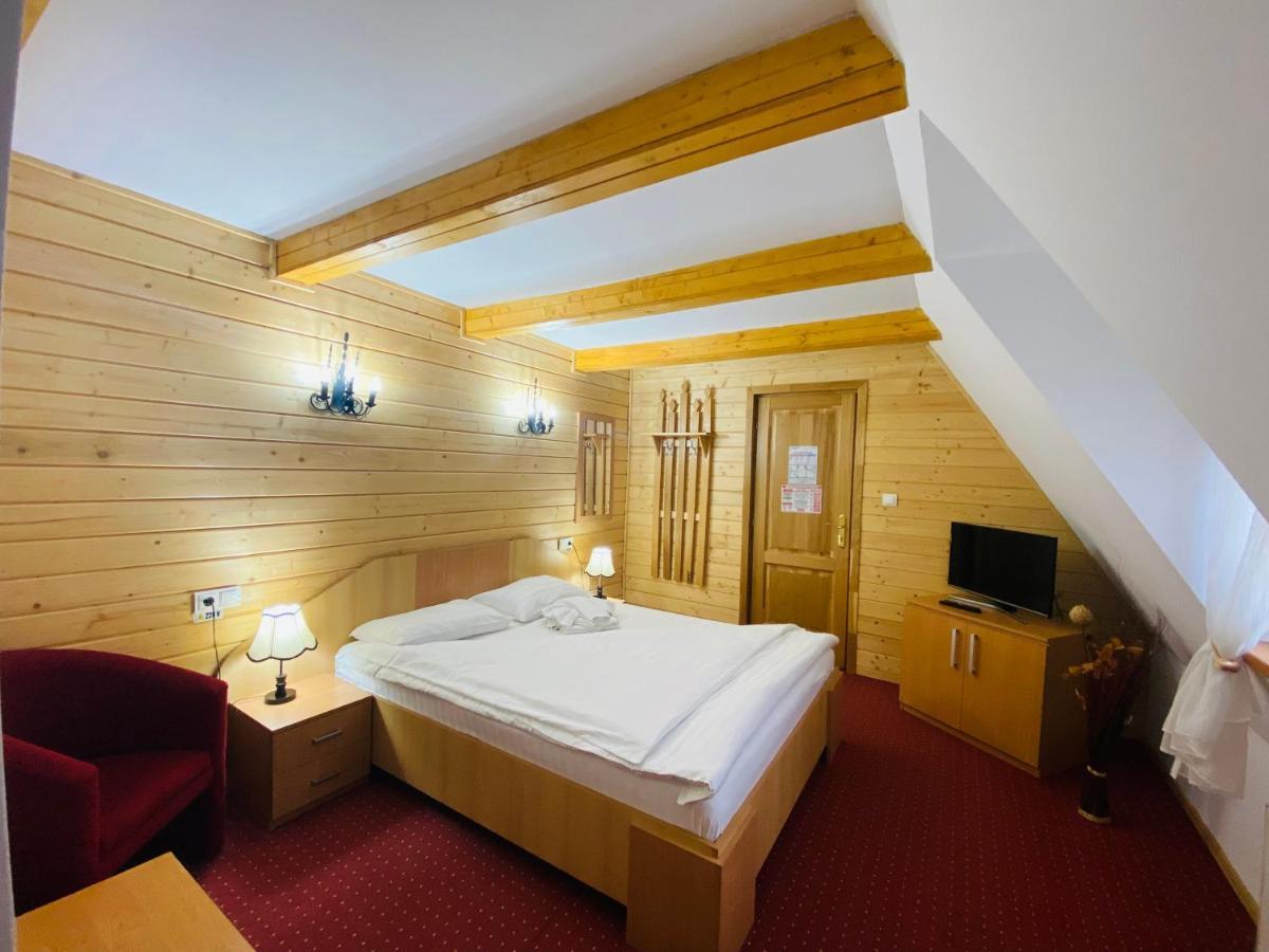 Casa Chira Hotell Vişeu de Sus Exteriör bild